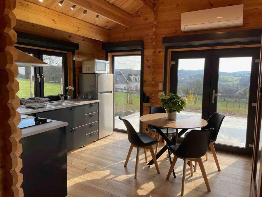 Le Chalet Du Crescent Saint-Germain-des-Champs Экстерьер фото