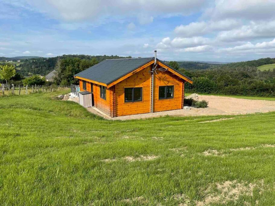 Le Chalet Du Crescent Saint-Germain-des-Champs Экстерьер фото