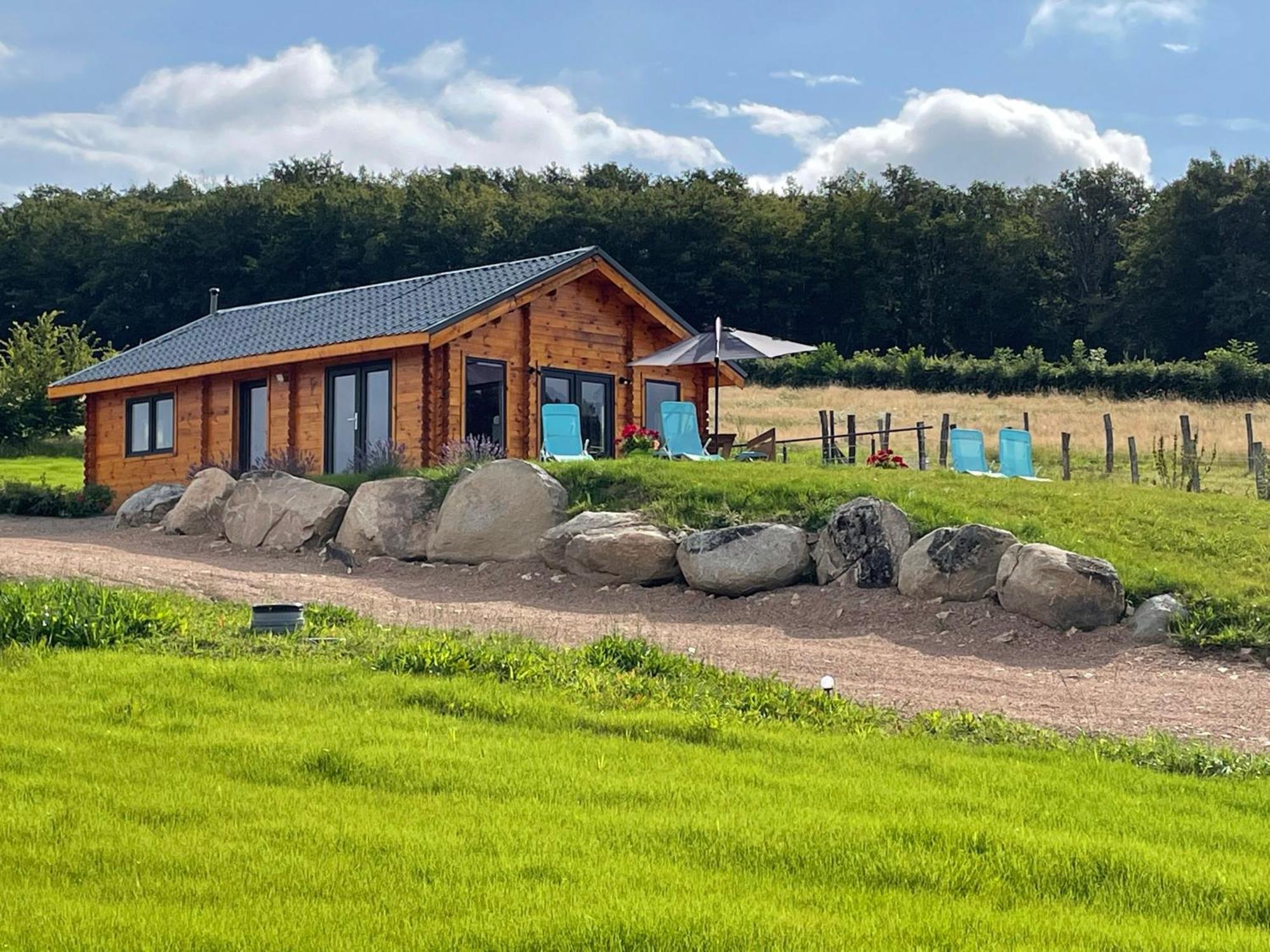 Le Chalet Du Crescent Saint-Germain-des-Champs Экстерьер фото