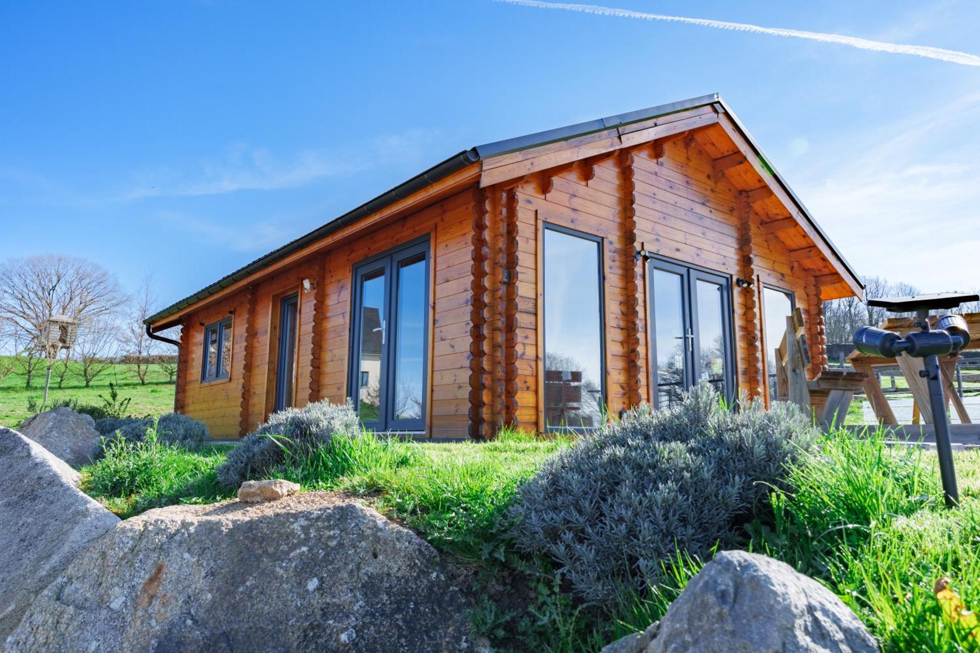 Le Chalet Du Crescent Saint-Germain-des-Champs Экстерьер фото